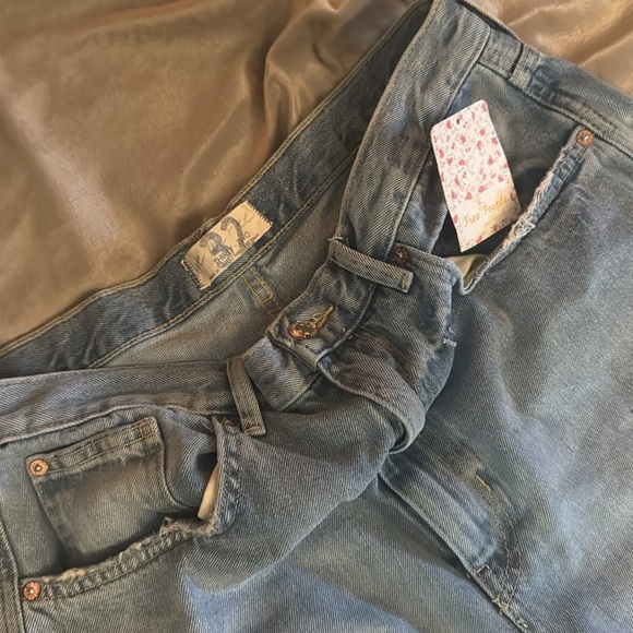 We The Free Out West Stove Pipe Jeans Blue Wash Size 32 NWT 98$ - Picture 2 of 5